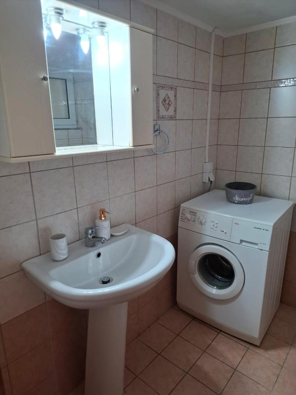 Helen'S Apartment Ханья Экстерьер фото
